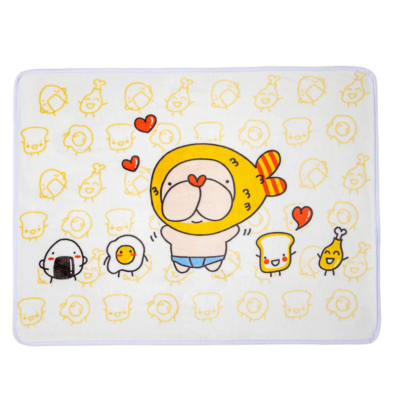 Blankets in warm colored flannel and with nice characters of your choice. Size: 100x120cm  - 100x70cm Funny character