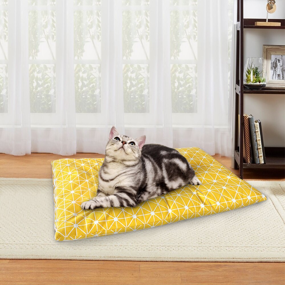 Geometric Pattern Pet Bed